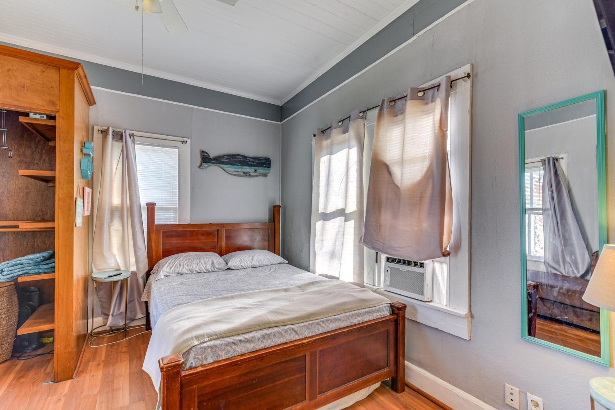 Coastal Galveston Studio About 1 Mi To Beach! Екстер'єр фото